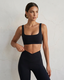 Luxe Vision - V-cut Leggings