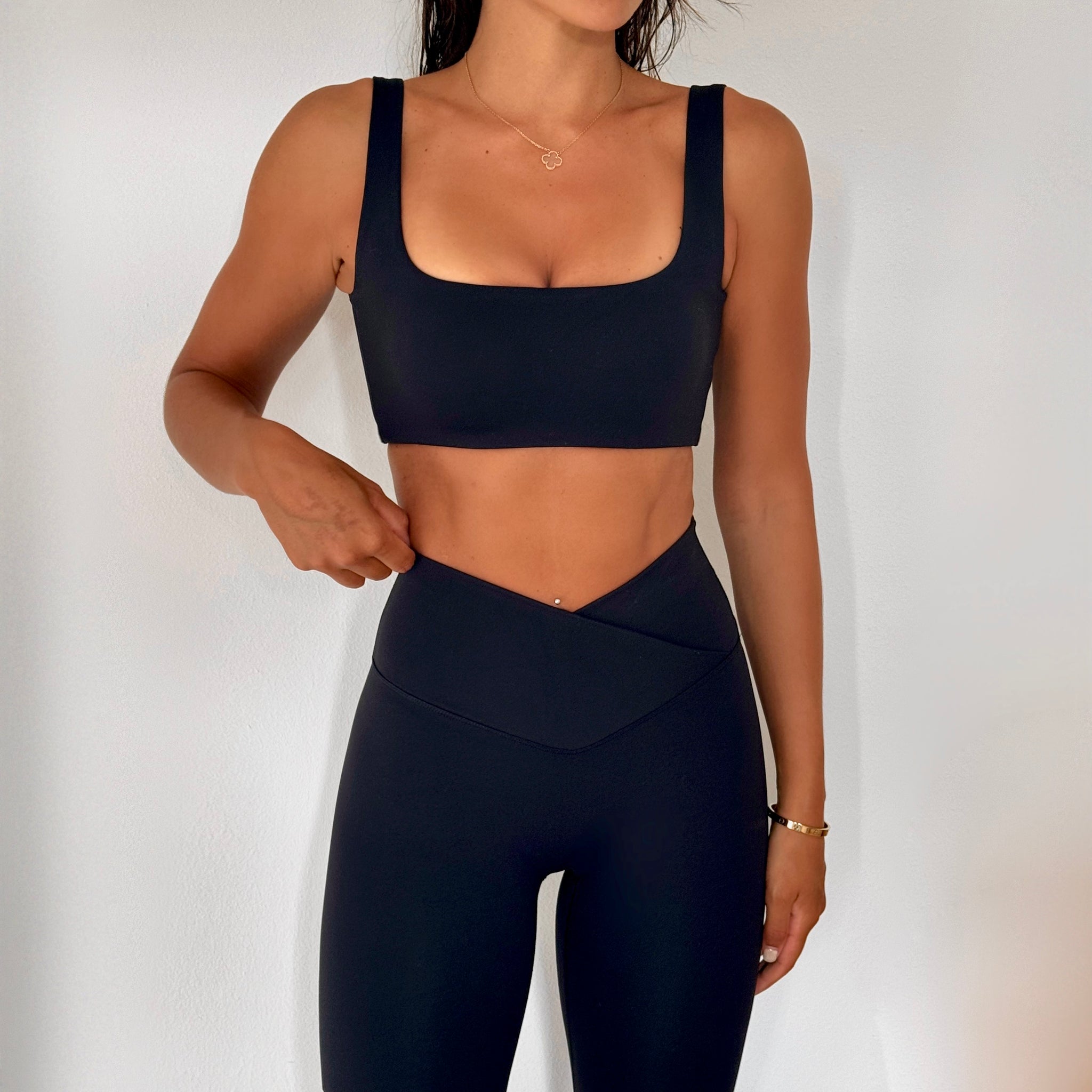 Luxe Vision V-cut Leggings