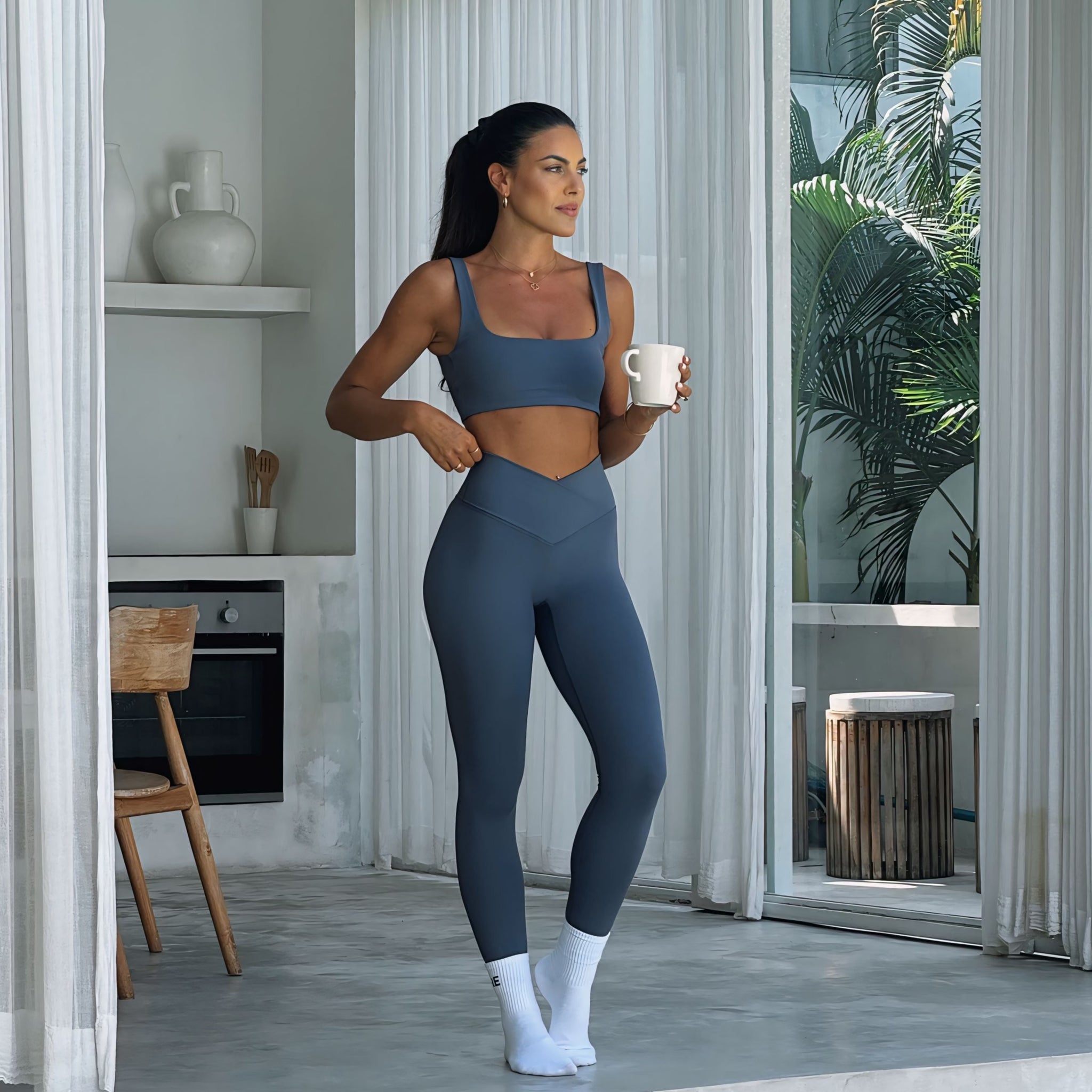 Luxe Vision V-cut Leggings