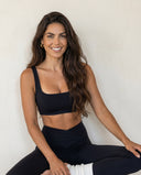 Luxe Vision - V-cut Leggings